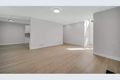 424 Ashbury Drive, Hinsdale, IL 60521 - Photo 6