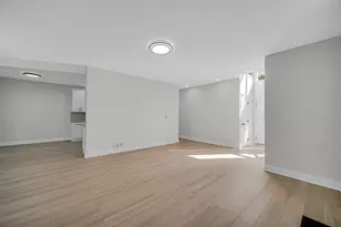 424 Ashbury Dr, Hinsdale, IL 60521 - Photo 6