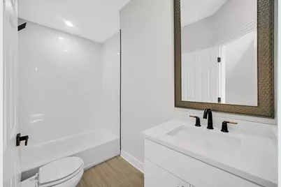 424 Ashbury Drive, Hinsdale, IL 60521 - Photo 14