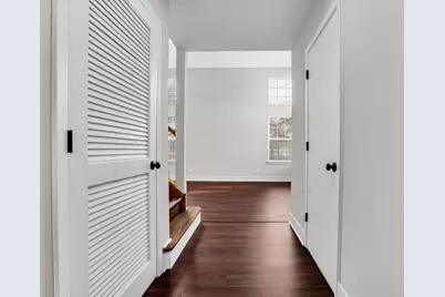 133 White Branch Court S #133, Schaumburg, IL 60194 - Photo 8