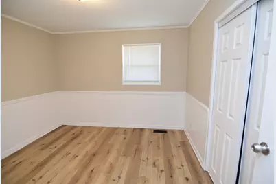 317 Mohawk Street, Park Forest, IL 60466 - Photo 8