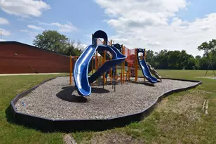 317 Mohawk St, Park Forest, IL 60466 - Photo 18