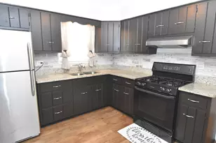 317 Mohawk St, Park Forest, IL 60466 - Photo 4