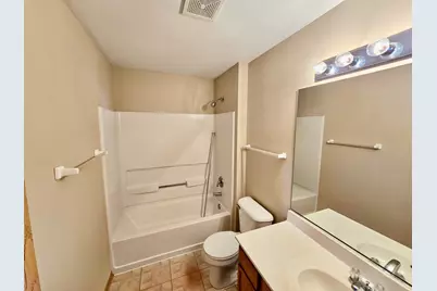 1531 Silverstone Drive #1531, Carpentersville, IL 60110 - Photo 8