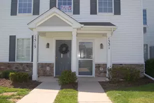 1531 Silverstone Dr, Carpentersville, IL 60110 - Photo 1