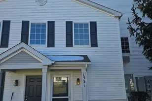 1531 Silverstone Dr, Carpentersville, IL 60110 - Photo 1