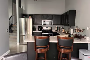 900 Windstone Ct, Lake in the Hills, IL 60156 - Photo 6