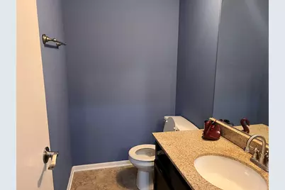 900 Windstone Court, Lake in the Hills, IL 60156 - Photo 14