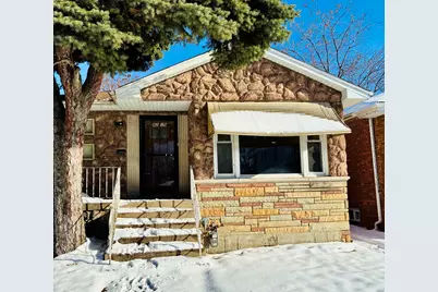 8219 S Muskegon Avenue, Chicago, IL 60617 - Photo 2