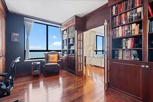 180 E Pearson St, Chicago, IL 60611 - Photo 22