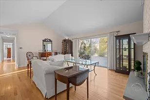 36 Winthrop New Rd, Sugar Grove, IL 60554 - Photo 4