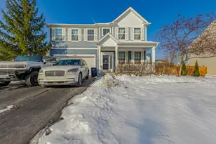 408 Fountain Ave, Elgin, IL 60124 - Photo 1