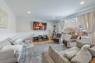 408 Fountain Ave, Elgin, IL 60124 - Photo 12