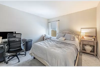 408 Fountain Avenue, Elgin, IL 60124 - Photo 16