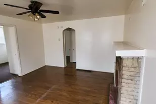 1631 Buena Vista Ave, Chicago Heights, IL 60411 - Photo 4