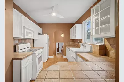 2439 Cowper Avenue, Evanston, IL 60201 - Photo 8