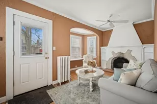 2439 Cowper Ave, Evanston, IL 60201 - Photo 2