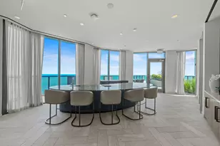 211 N Harbor Dr, Chicago, IL 60601 - Photo 52