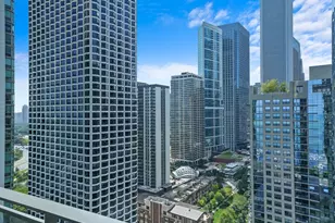 211 N Harbor Dr, Chicago, IL 60601 - Photo 14