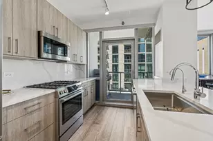 125 S Green St, Chicago, IL 60607 - Photo 8