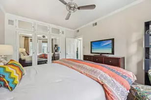 73 E Elm St, Chicago, IL 60611 - Photo 28