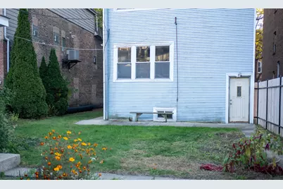 2042 W Walton Street, Chicago, IL 60622 - Photo 12