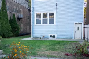 2042 W Walton St, Chicago, IL 60622 - Photo 12