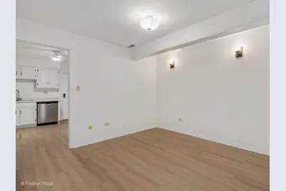 508 Taylor Avenue #A, Glen Ellyn, IL 60137 - Photo 4