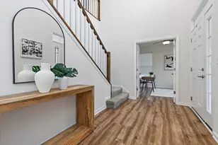 23051 N Prairie Ln, Lincolnshire, IL 60069 - Photo 2