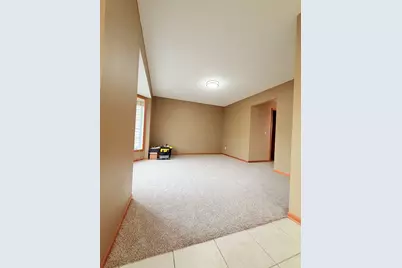 13375 Springhill Drive, Winnebago, IL 61088 - Photo 8