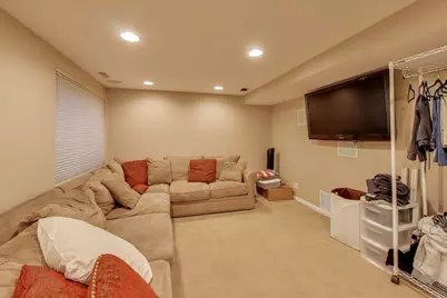 [Address not provided], Northbrook, IL 60062 - Photo 20