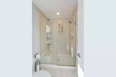 [Address not provided], Northbrook, IL 60062 - Photo 16