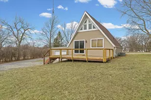 1438 Country Club Ln, Loda, IL 60948 - Photo 2