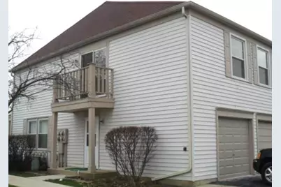 479 James Court #D, Glendale Heights, IL 60139 - Photo 2