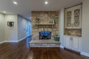 863 Bittersweet Dr, Northbrook, IL 60062 - Photo 16