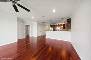 825 N Hudson Ave, Chicago, IL 60610 - Photo 6