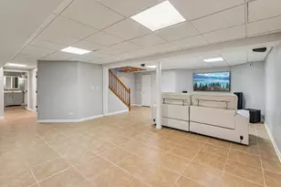 8624 Kendall Ln, Orland Park, IL 60462 - Photo 22