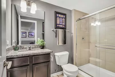 3227 N Heritage Lane, Arlington Heights, IL 60004 - Photo 32