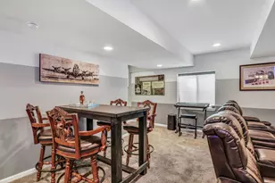 3227 N Heritage Ln, Arlington Heights, IL 60004 - Photo 30