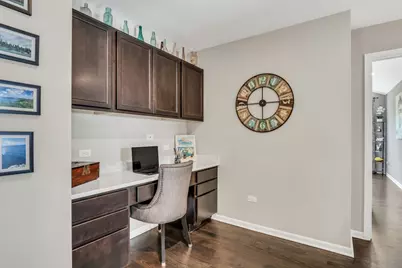 3227 N Heritage Lane, Arlington Heights, IL 60004 - Photo 24