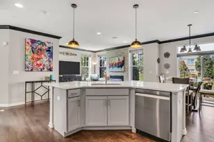 3227 N Heritage Ln, Arlington Heights, IL 60004 - Photo 16