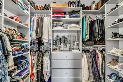 3227 N Heritage Lane, Arlington Heights, IL 60004 - Photo 20