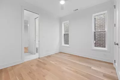 2433 W Cuyler Avenue, Chicago, IL 60618 - Photo 24