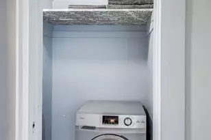 1765 E 55th St, Chicago, IL 60615 - Photo 18