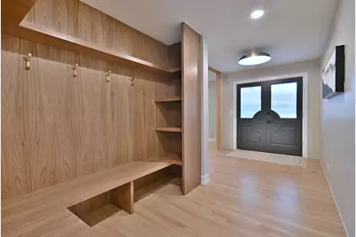 705 S Edgewood Avenue, Elmhurst, IL 60126 - Photo 6