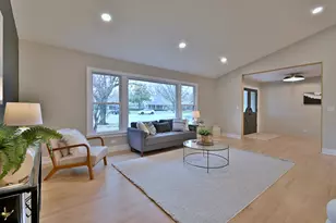 705 S Edgewood Ave, Elmhurst, IL 60126 - Photo 8