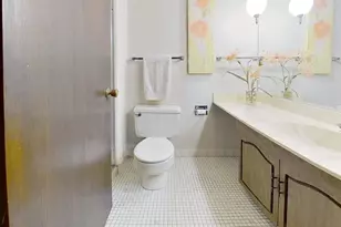 2211 S Stewart Ave, Lombard, IL 60148 - Photo 24