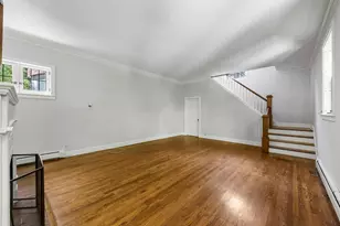 1092 Wexford Ct, Wheaton, IL 60189 - Photo 4