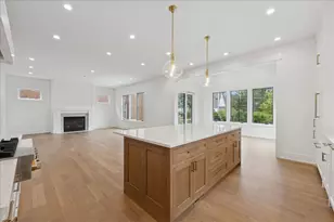 153 S Kenmore Ave, Elmhurst, IL 60126 - Photo 12