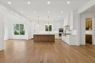 153 S Kenmore Ave, Elmhurst, IL 60126 - Photo 6